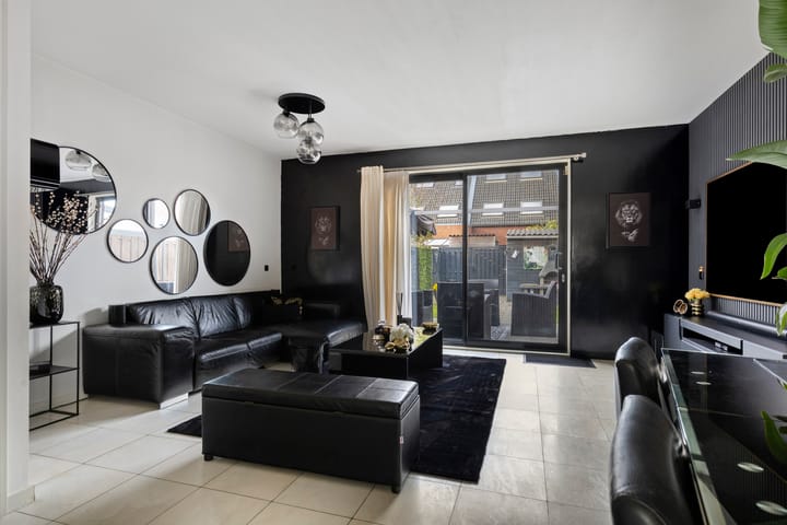 Photo 2 of Sierra Nevada 64