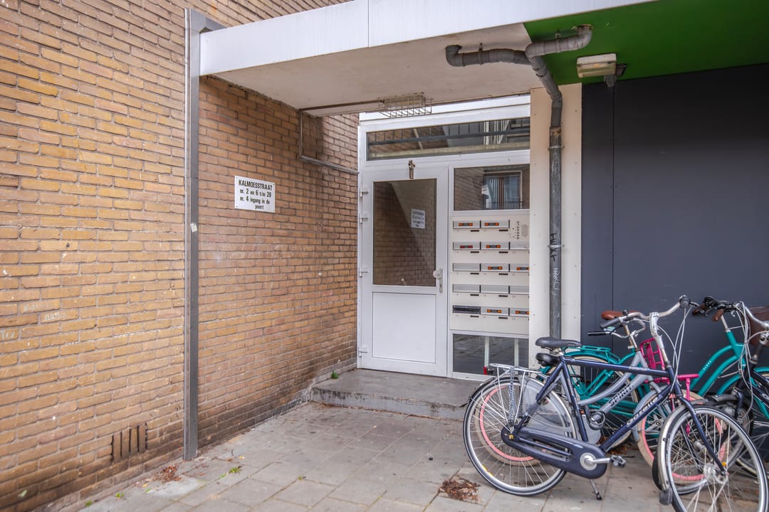 Photo 7 of Kalmoesstraat 14