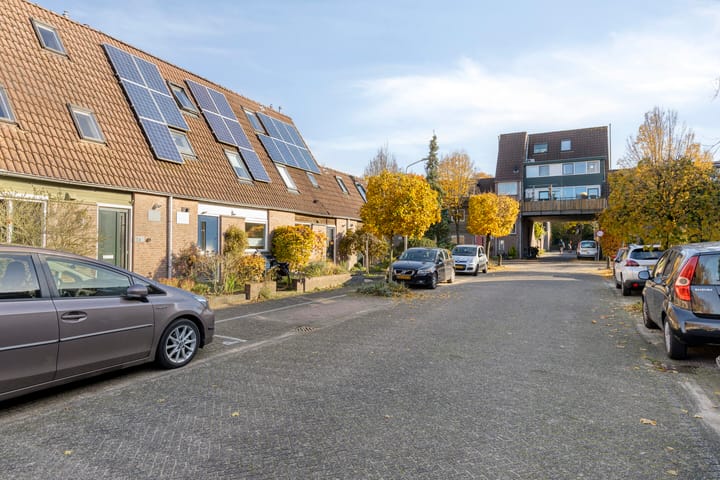 Photo 42 of Herman Oolbekkinkstraat 11