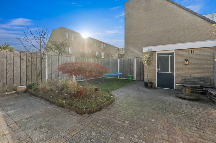 Foto 21 van Tjerk Kloostralaan 12