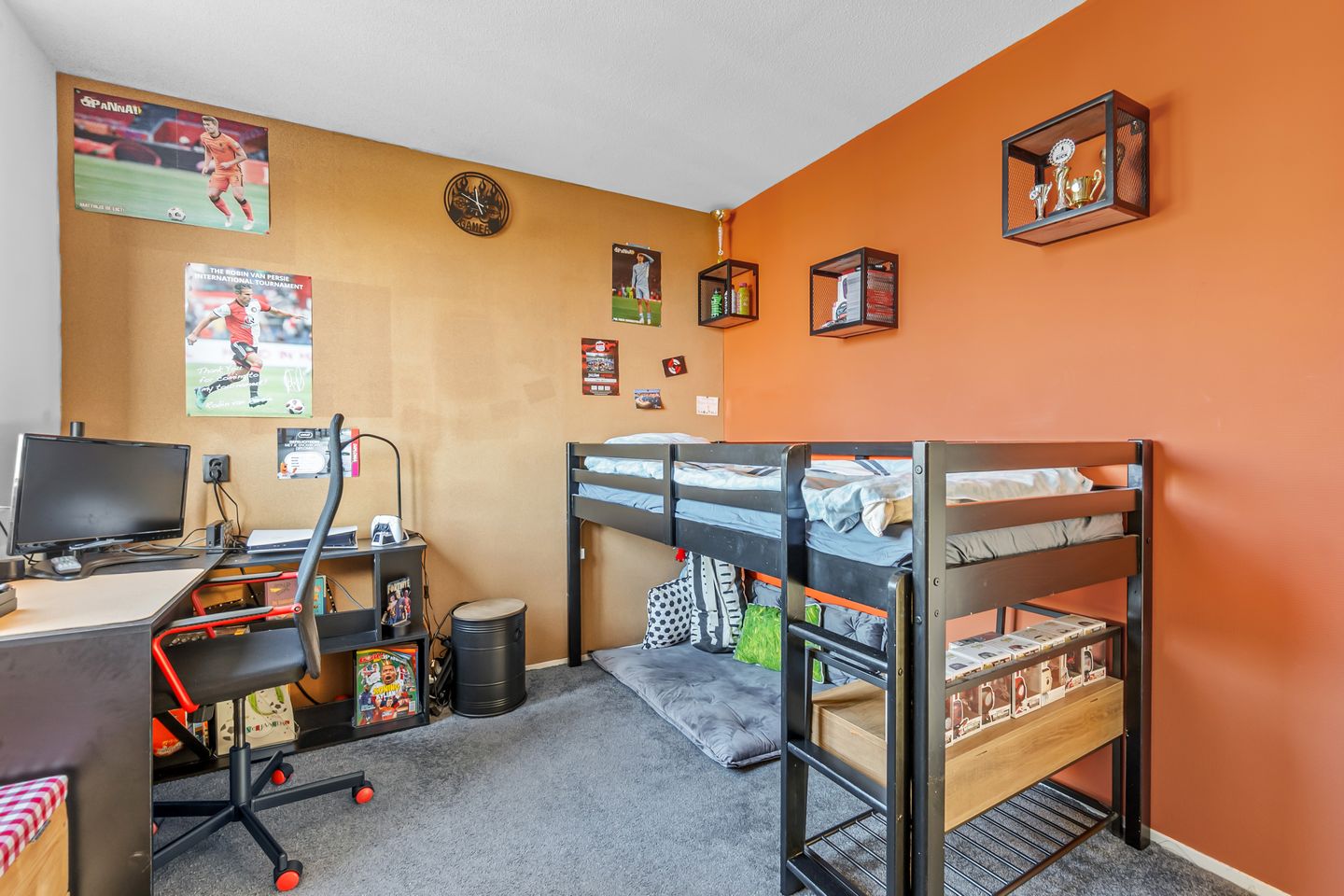 Foto 44 van Tjerk Kloostralaan 12