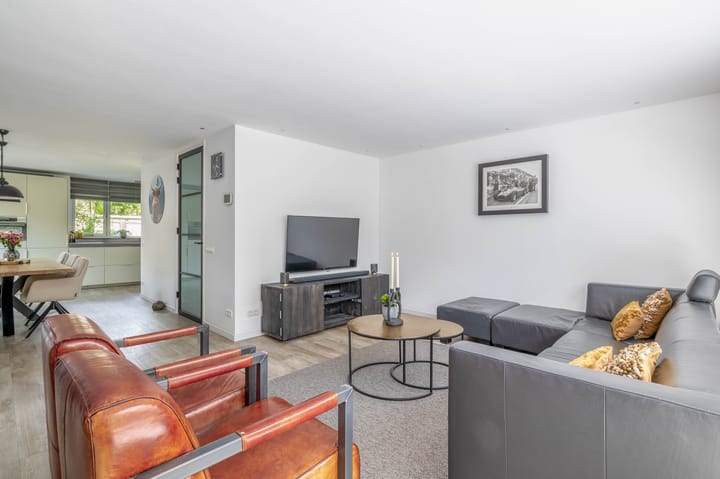 Foto 10 van Elzenstraat 6