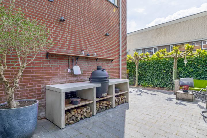 Foto 41 van Elzenstraat 6