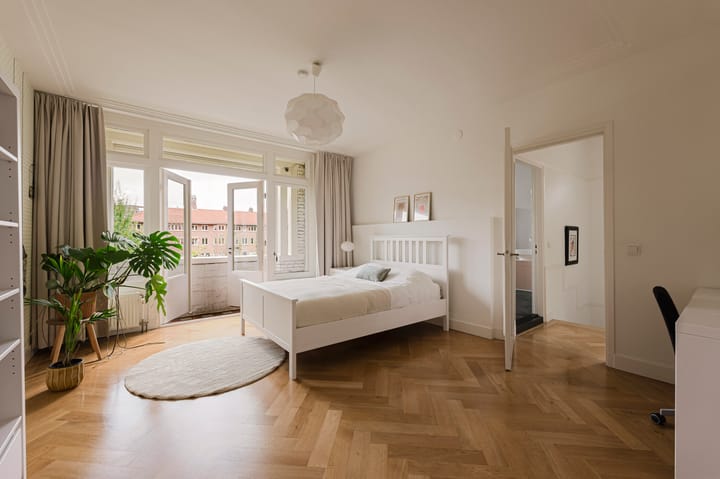 Photo 34 of Apollolaan 52