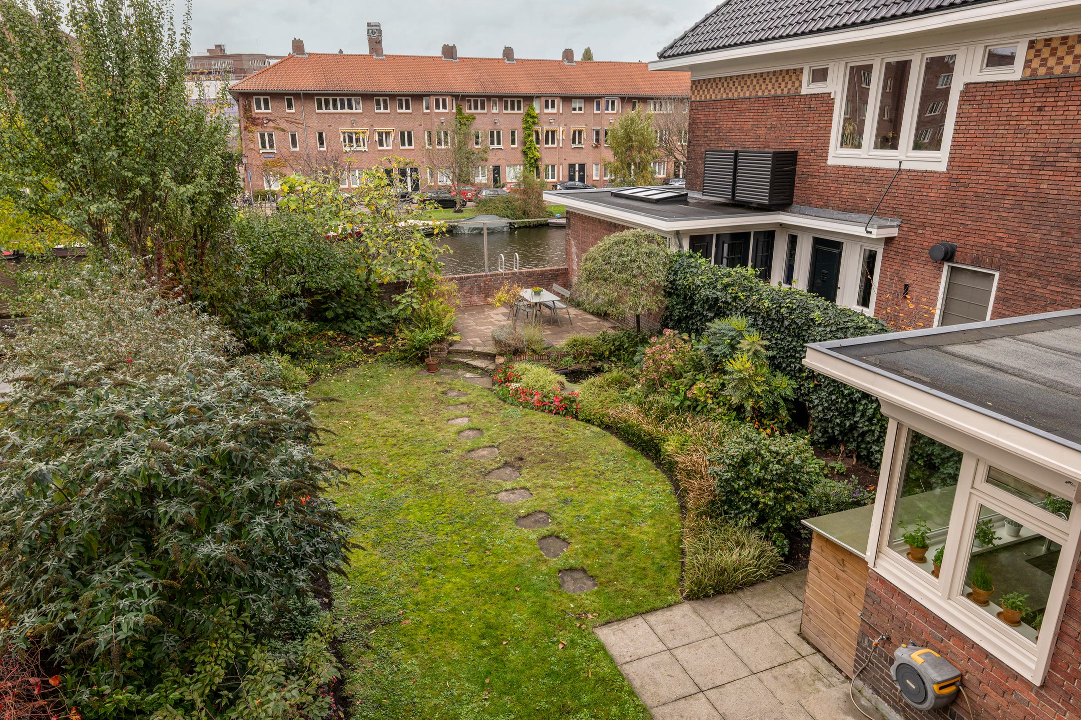 Photo 36 of Apollolaan 52