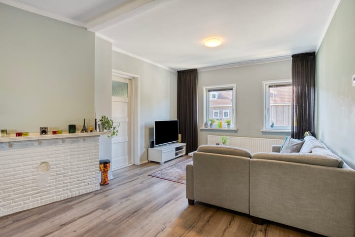 Photo 8 of Petrus Dondersstraat 169