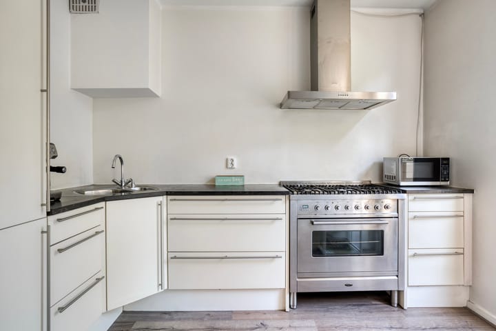 Photo 13 of Petrus Dondersstraat 169