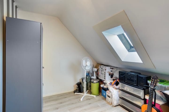 Photo 28 of Petrus Dondersstraat 169