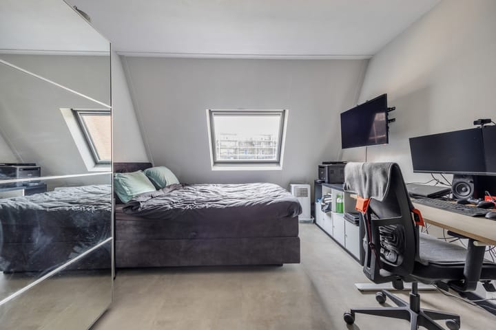 Foto 35 van Middellaan 150