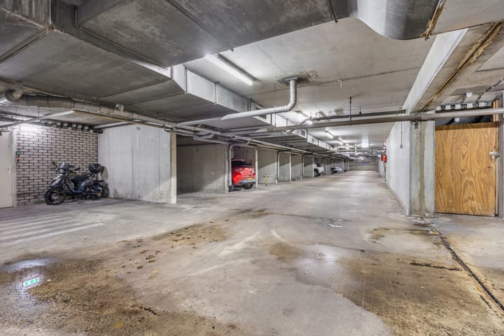 Foto 43 van Middellaan 150