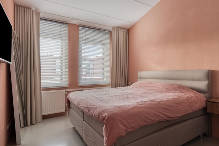 Photo 17 of Hamakerstraat 8