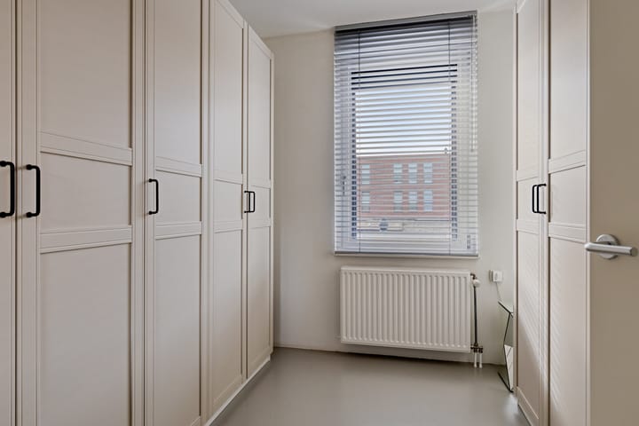 Photo 25 of Hamakerstraat 8