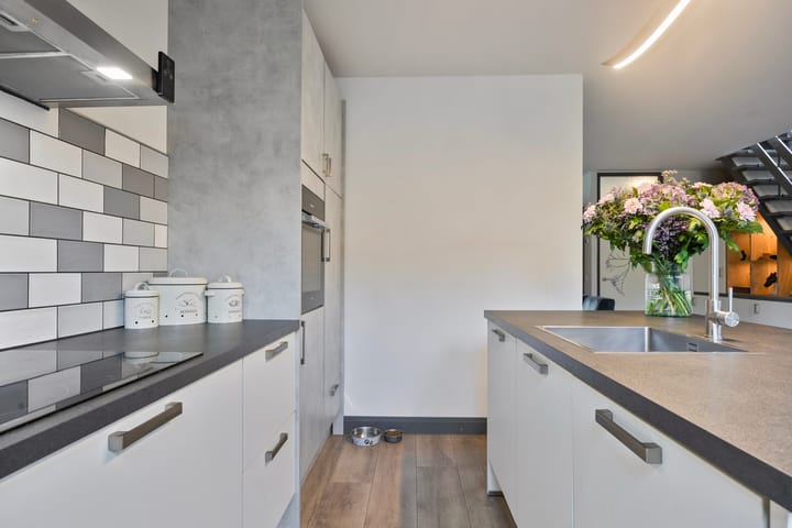 Foto 19 van Oeverstraat 4