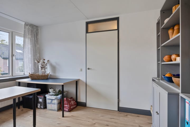 Foto 30 van Oeverstraat 4