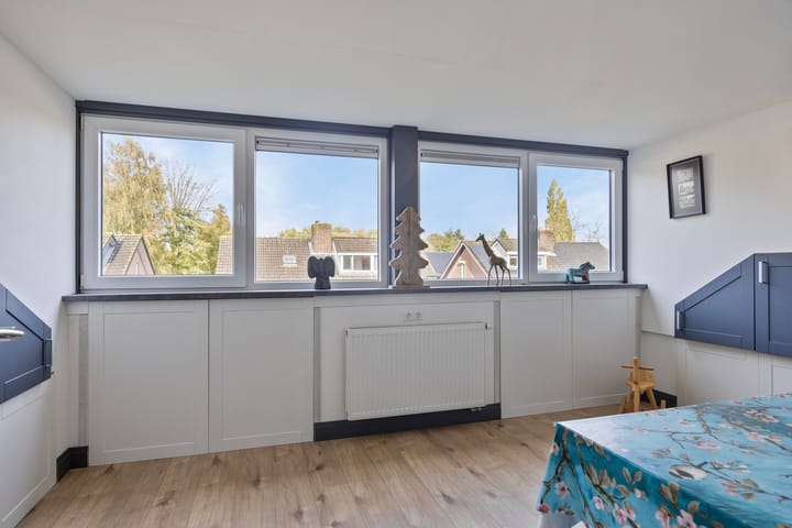 Foto 33 van Oeverstraat 4