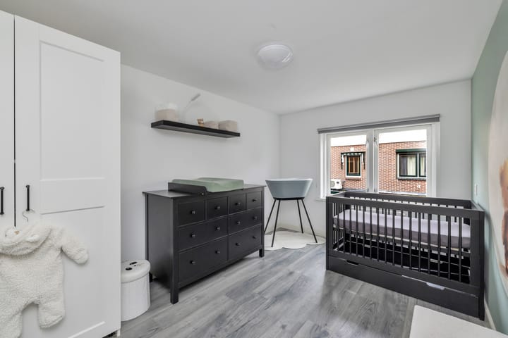 Photo 25 of Burgemeester van Nienesstraat 11