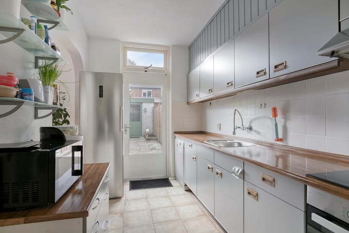 Photo 11 of Wijnruitweg 16