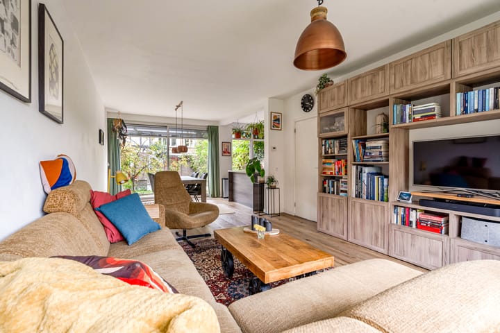 Photo 2 of Zeemanlaan 19