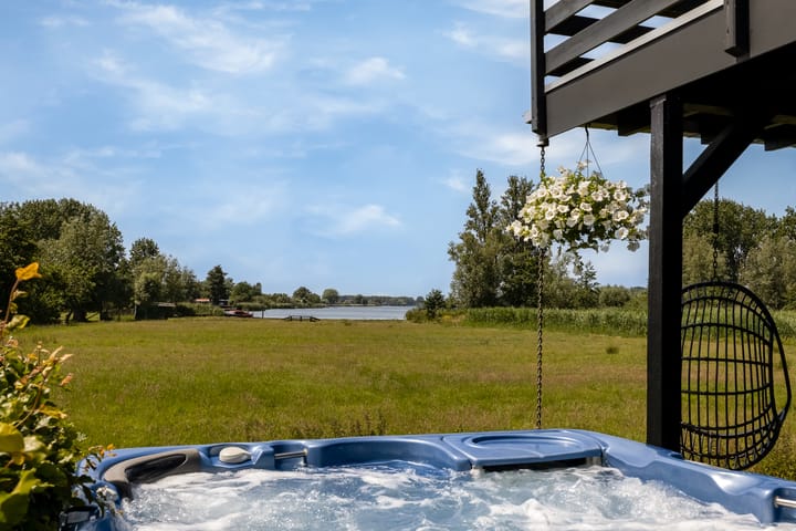 Photo 26 of Zwanegatsedijk 4-A