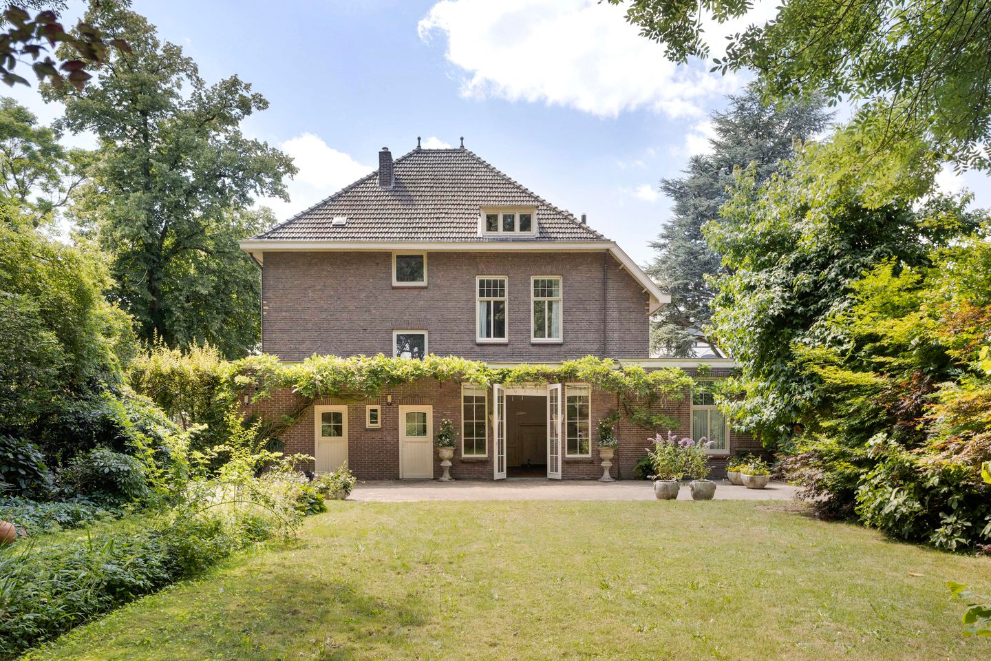Photo 34 of Nieuwstraat 37