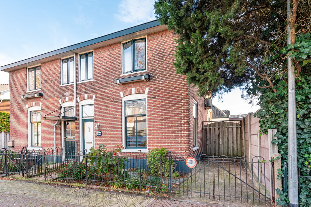 Photo 1 of Bloemstraat 3