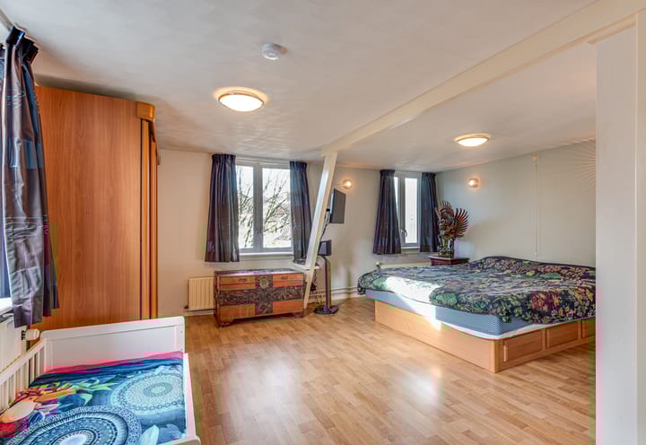 Photo 20 of Bloemstraat 3