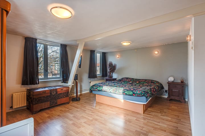 Photo 21 of Bloemstraat 3