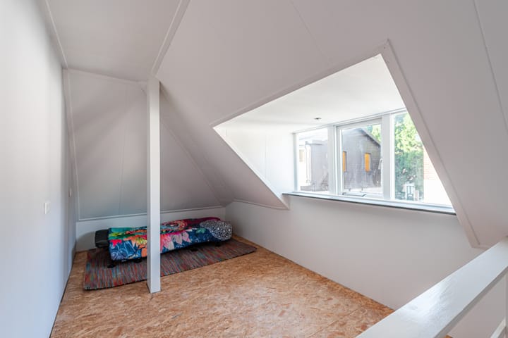 Photo 31 of Bloemstraat 3