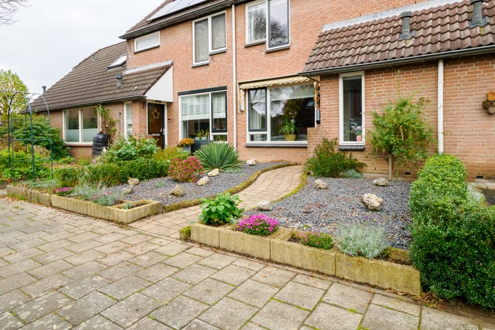 Foto 40 van Caro van Eyckstraat 15