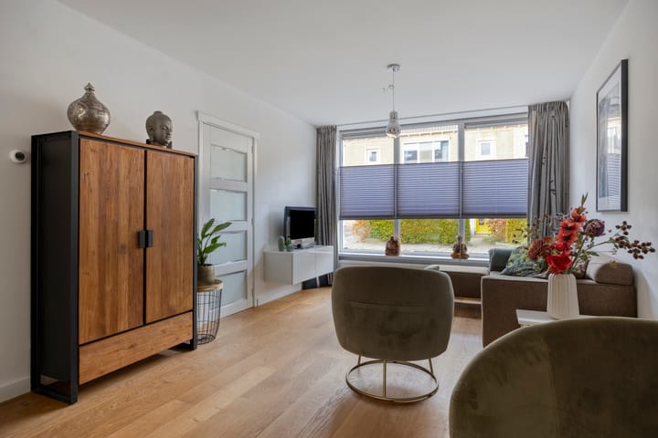 Photo 10 of Chrysantenstraat 39