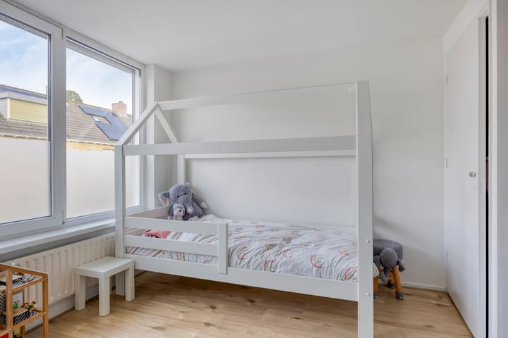 Photo 24 of Chrysantenstraat 39