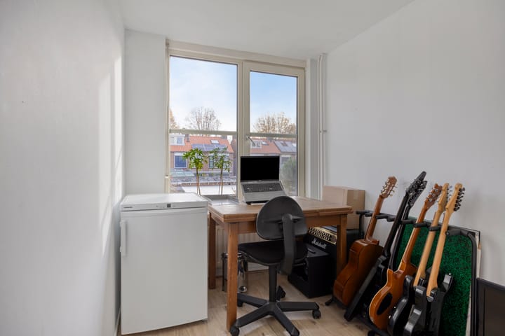 Photo 26 of Chrysantenstraat 39