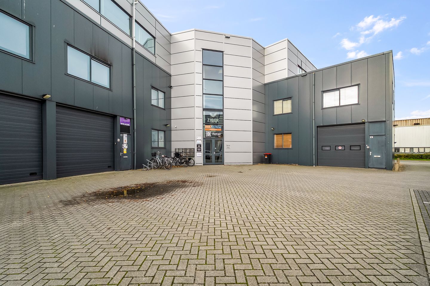 View photo 3 of Zijperweg 4-K