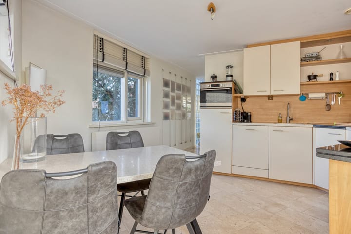 Photo 19 of Amazonelaan 2