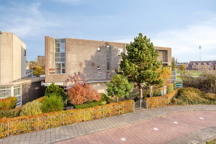 Photo 46 of Amazonelaan 2