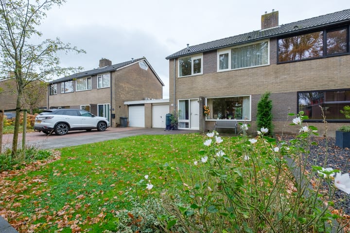 Photo 5 of Meester Neuteboomstraat 52