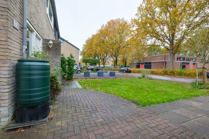 Photo 7 of Meester Neuteboomstraat 52