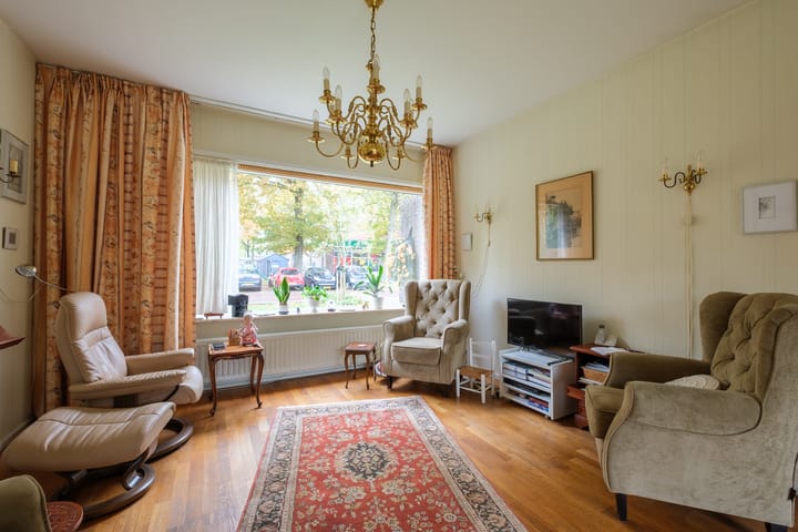 Photo 8 of Meester Neuteboomstraat 52