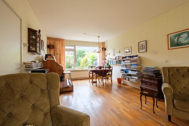 Photo 10 of Meester Neuteboomstraat 52