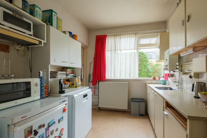 Photo 14 of Meester Neuteboomstraat 52