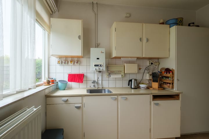 Photo 15 of Meester Neuteboomstraat 52