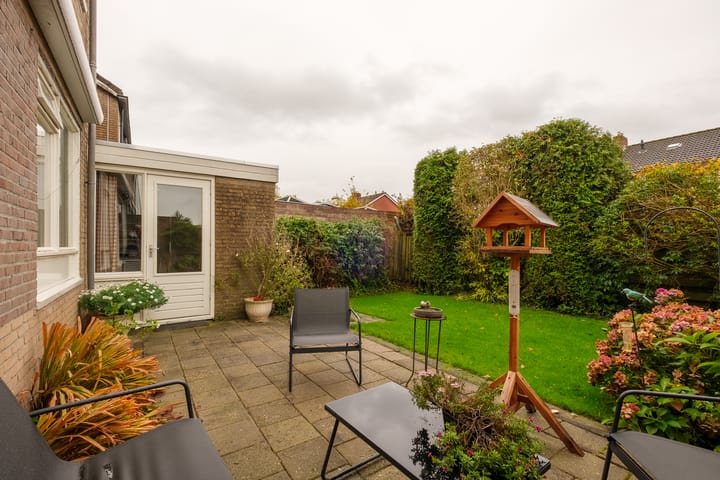 Photo 37 of Meester Neuteboomstraat 52