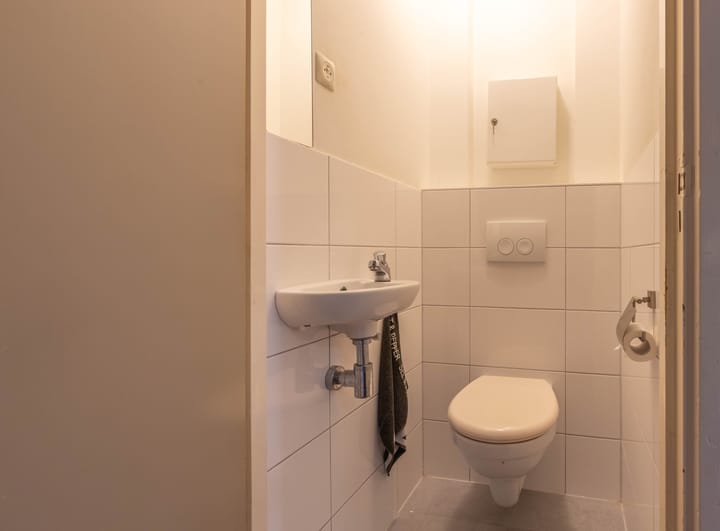 Photo 9 of Leidsevaartlaan 35