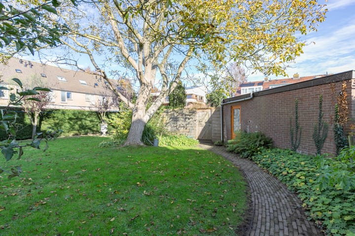 Photo 24 of Leidsevaartlaan 35