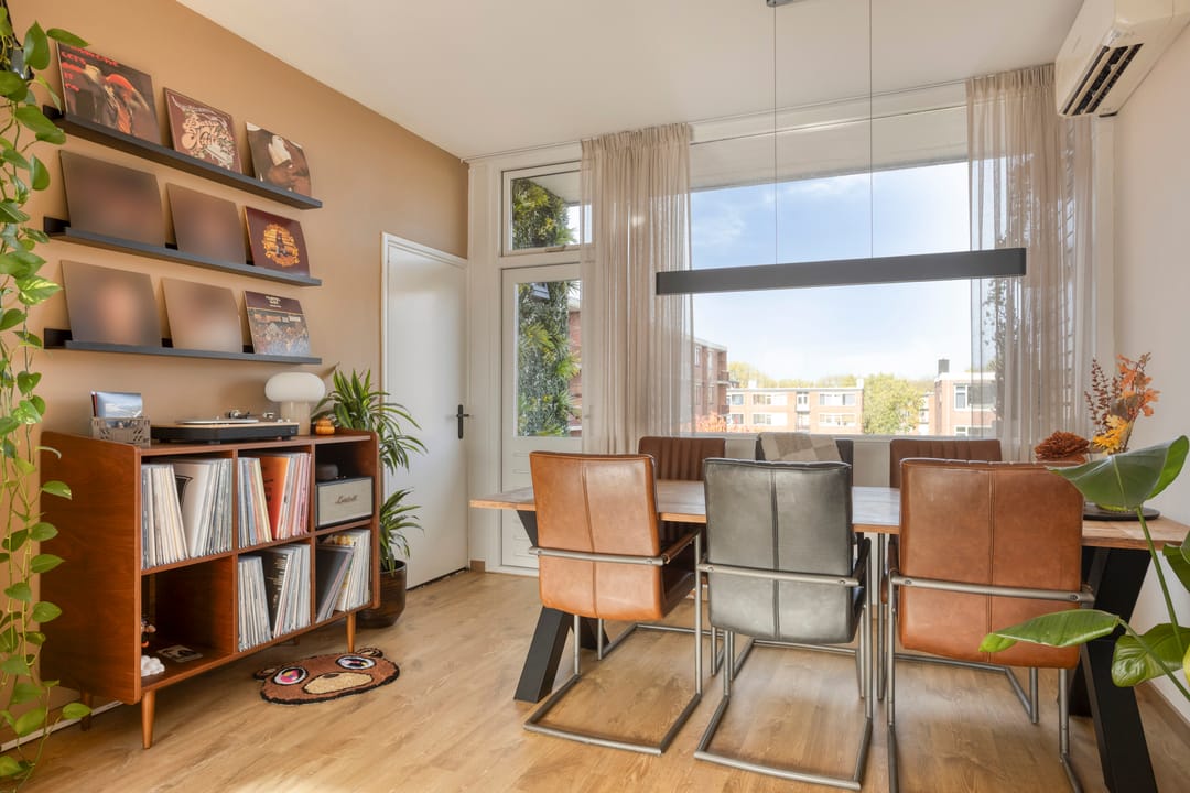 Photo 11 of Aagje Dekenstraat 22-B