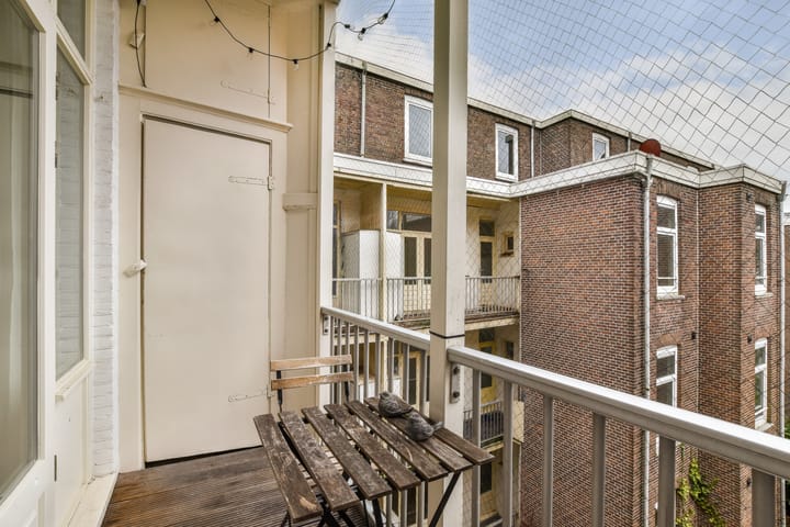 Foto 4 van Van Ostadestraat 240-3