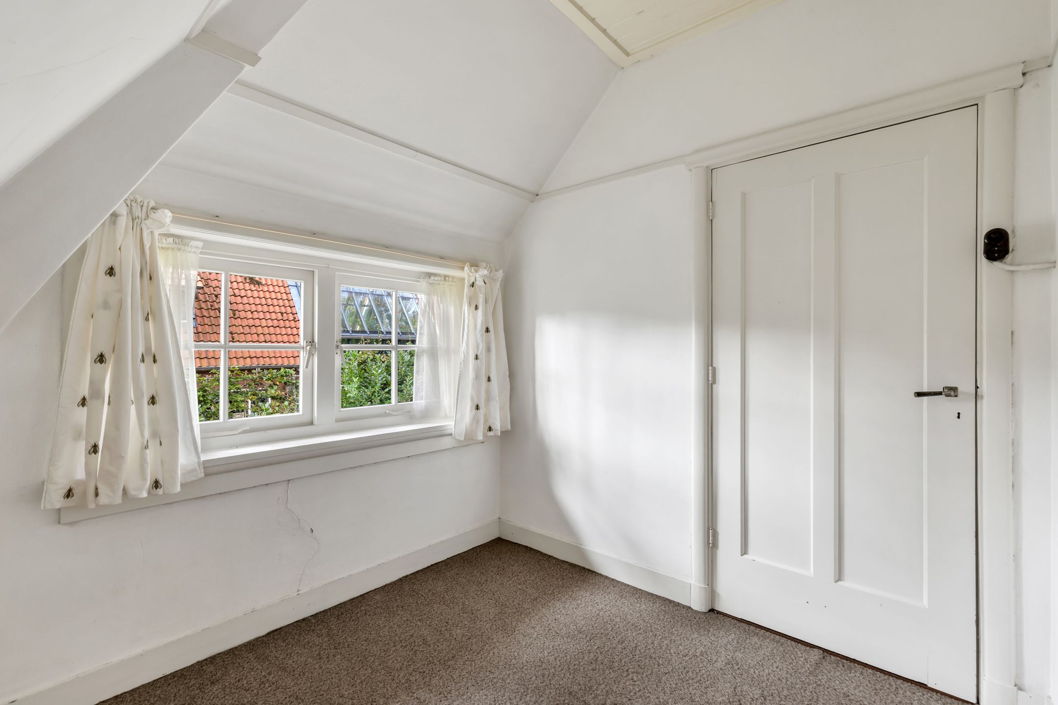 Foto 15 van Naarderweg 34