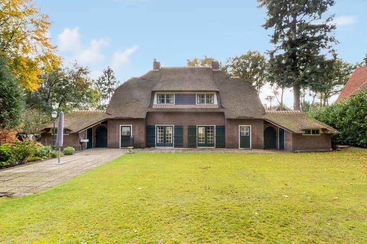 Foto 44 van Naarderweg 34