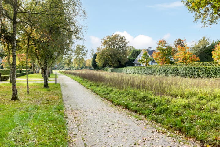 Foto 46 van Naarderweg 34