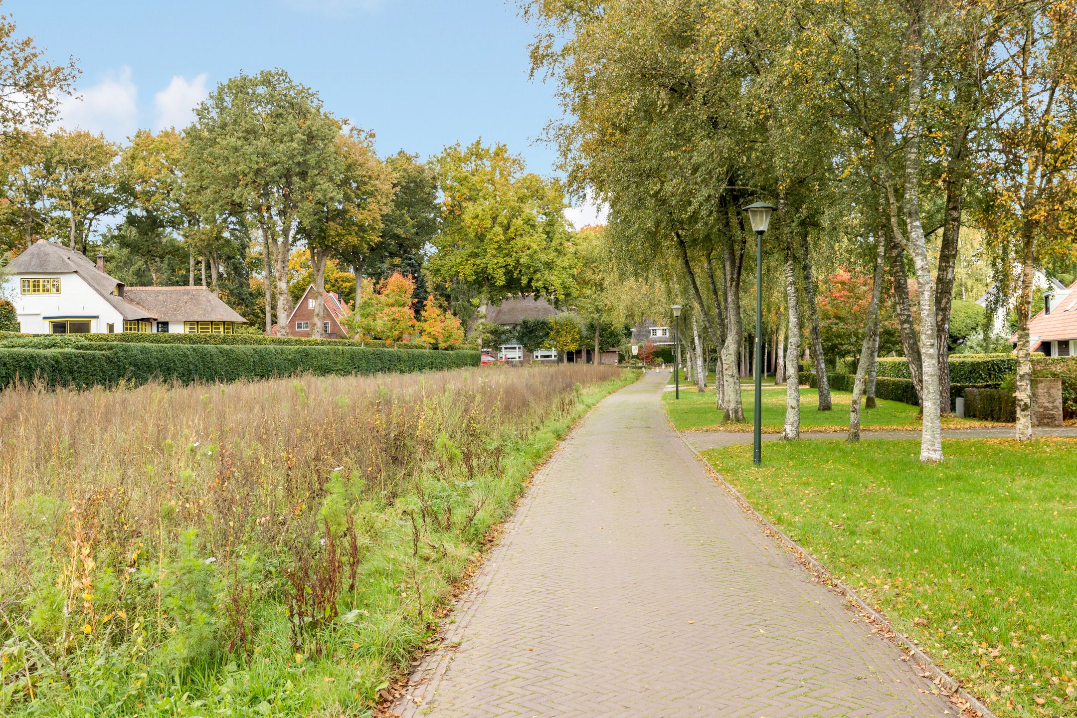 Foto 48 van Naarderweg 34